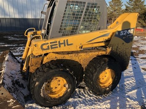 2012 gehl 5240e skid steer specs|gehl skid steer 5240e specs.